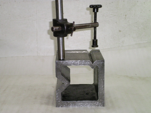 不明 V溝付桝形ブロック キサゲ仕上 150x150xH150mm