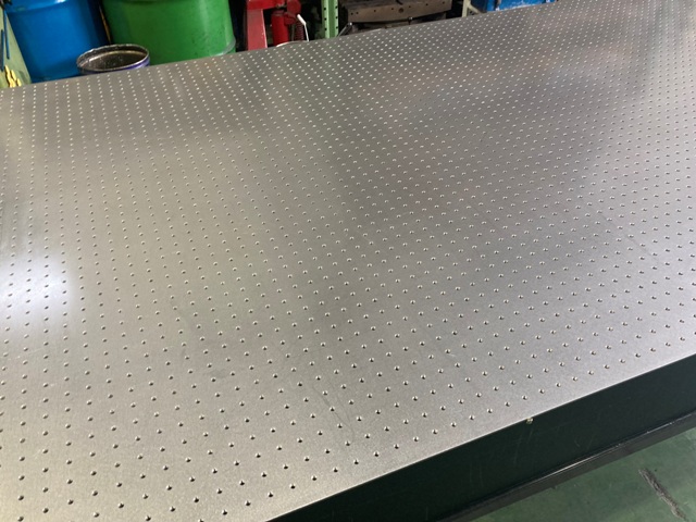 明立精機 スチールハニカム光学定盤 LHS-3013K4
