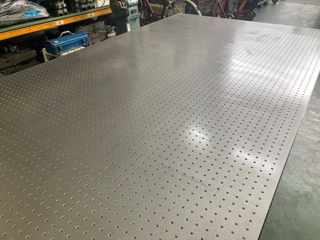 明立精機 スチールハニカム光学定盤 LHS-3013K4