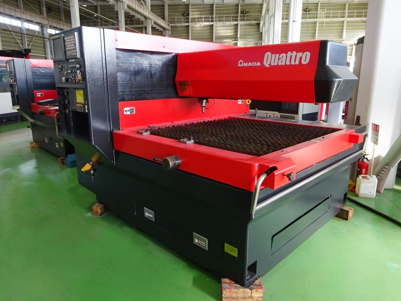 アマダ レーザー加工機 QUATTRO