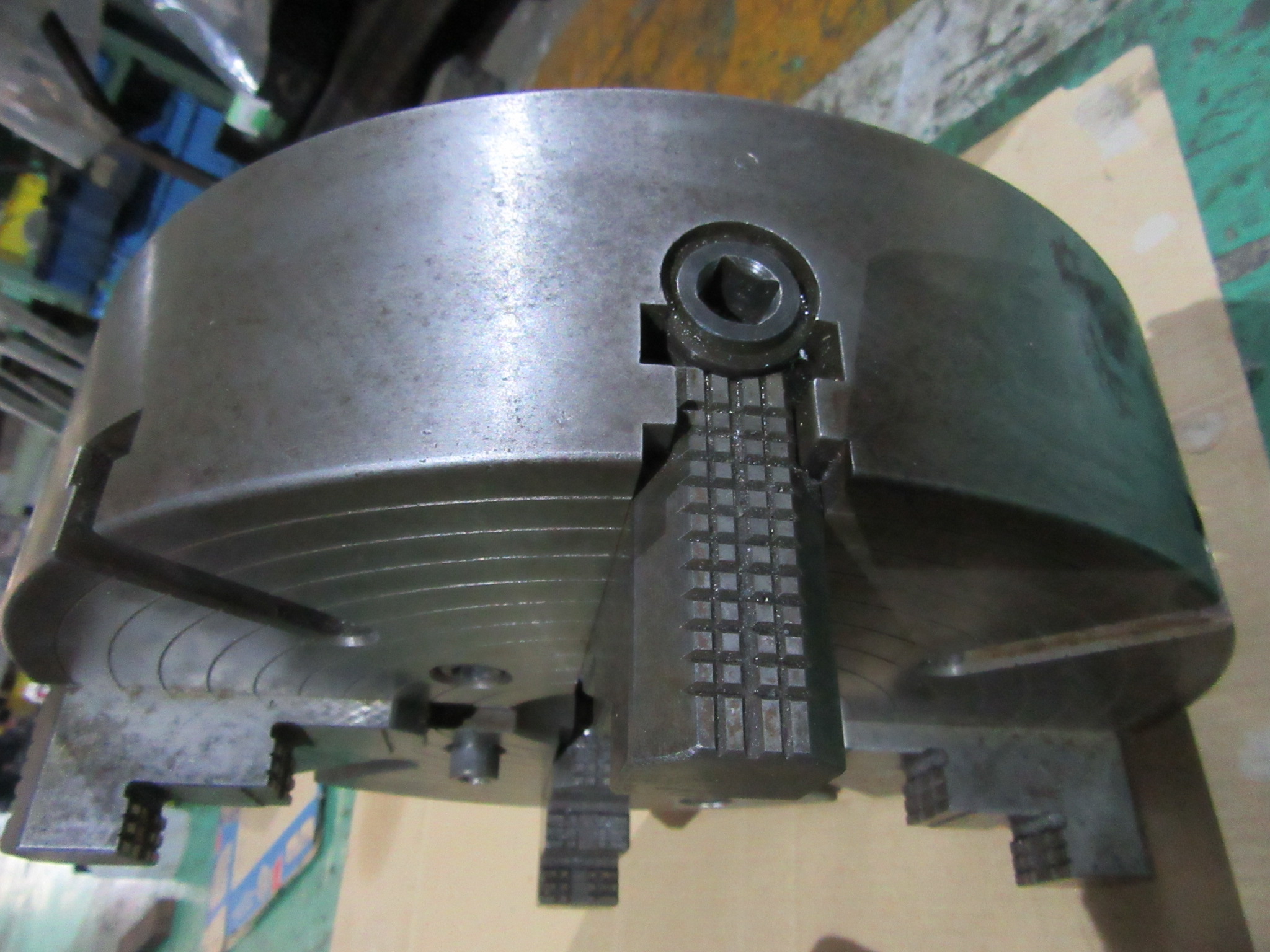 NOBEL インデペンデントチャック 【インデペンデントチャック】φ345mm