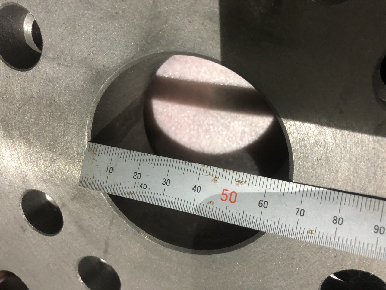  面板 φ550（厚みφ60）