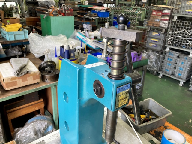 横浜工業 ハンドプレス YKP-300
