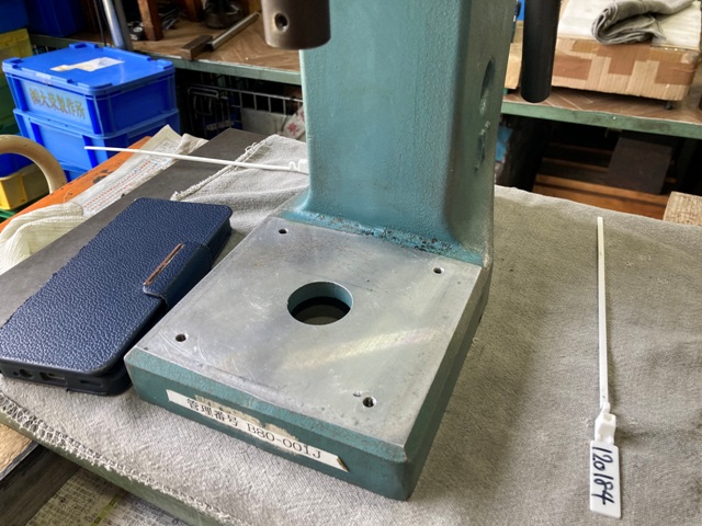 横浜工業 ハンドプレス YKP-300