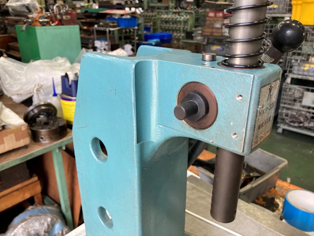 横浜工業 ハンドプレス YKP-300