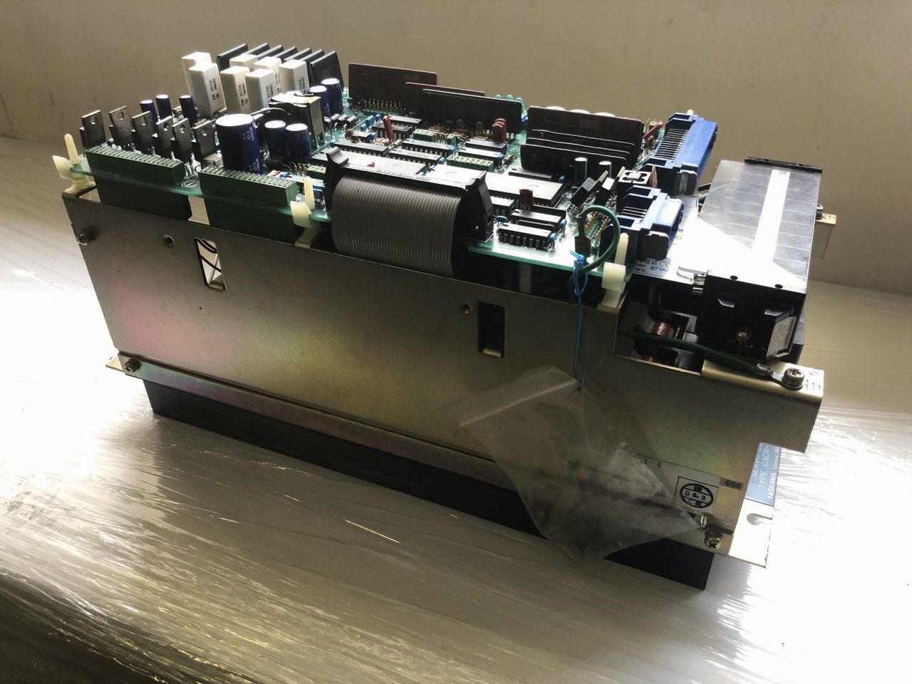 安川電機 YASKAWA ELECTRIC サーボパック SERVOPACK CACR-SR10SB1BF
