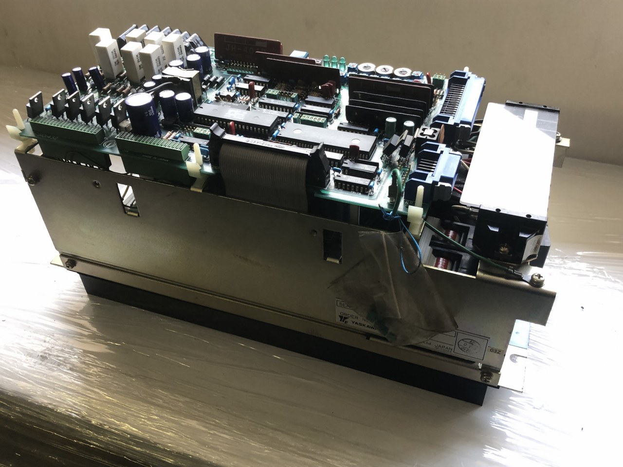 安川電機 YASKAWA ELECTRIC サーボパック SERVOPACK CACR-SR10SB1AF