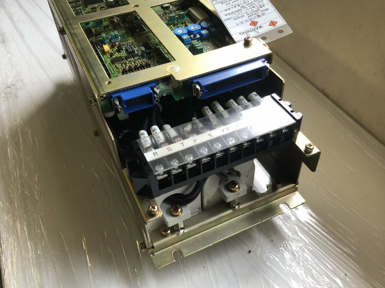 安川電機 YASKAWA ELECTRIC サーボパック SERVOPACK CACR-SR10SF1BFB