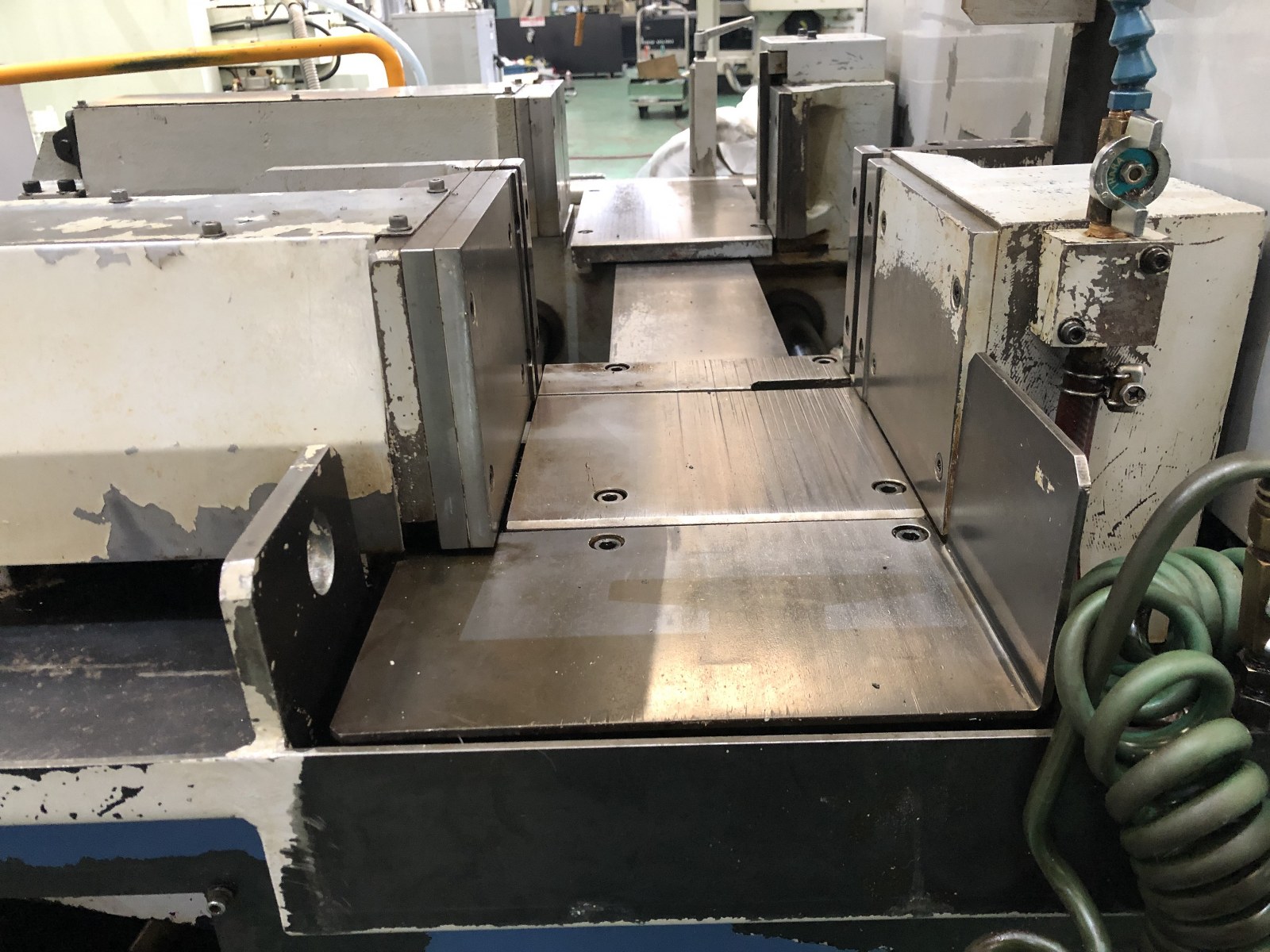 津根精機 バンドソー TB4-262GN