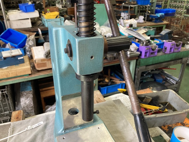 横浜工業 ハンドプレス YKP-300