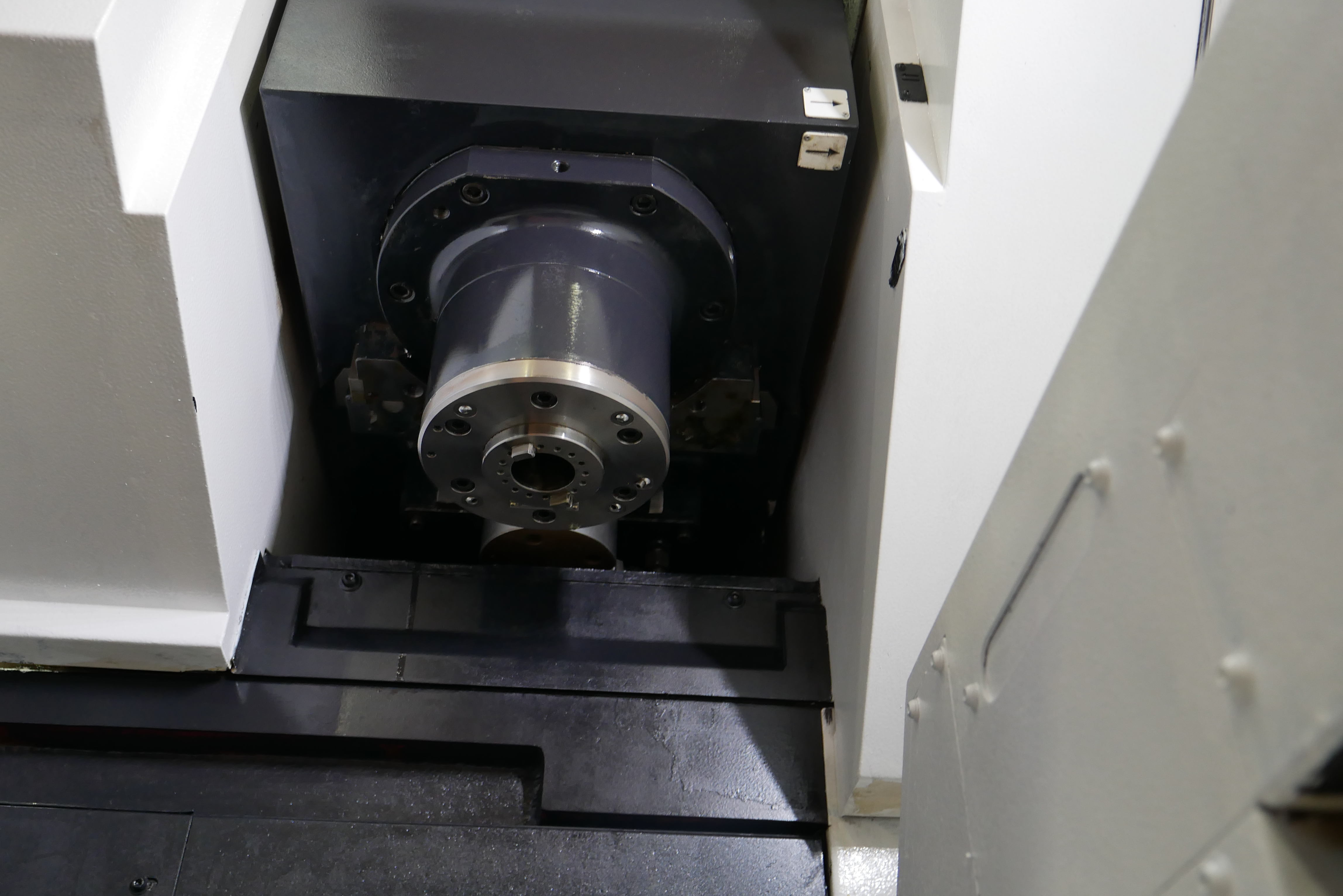 ヤマザキマザック 5軸マシニング VARIAXIS i-500