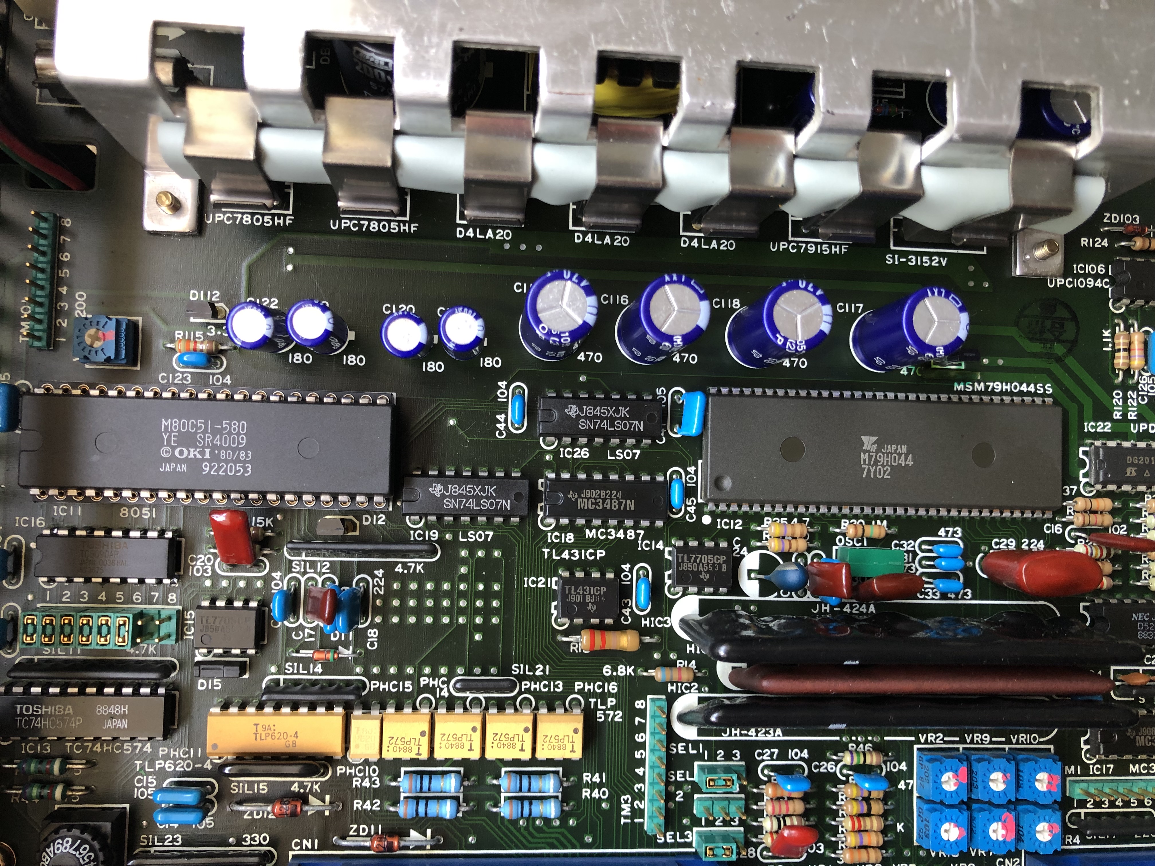 安川電機 YASKAWA ELECTRIC サーボパック 【サーボパック】CACR-SR05AB1ER