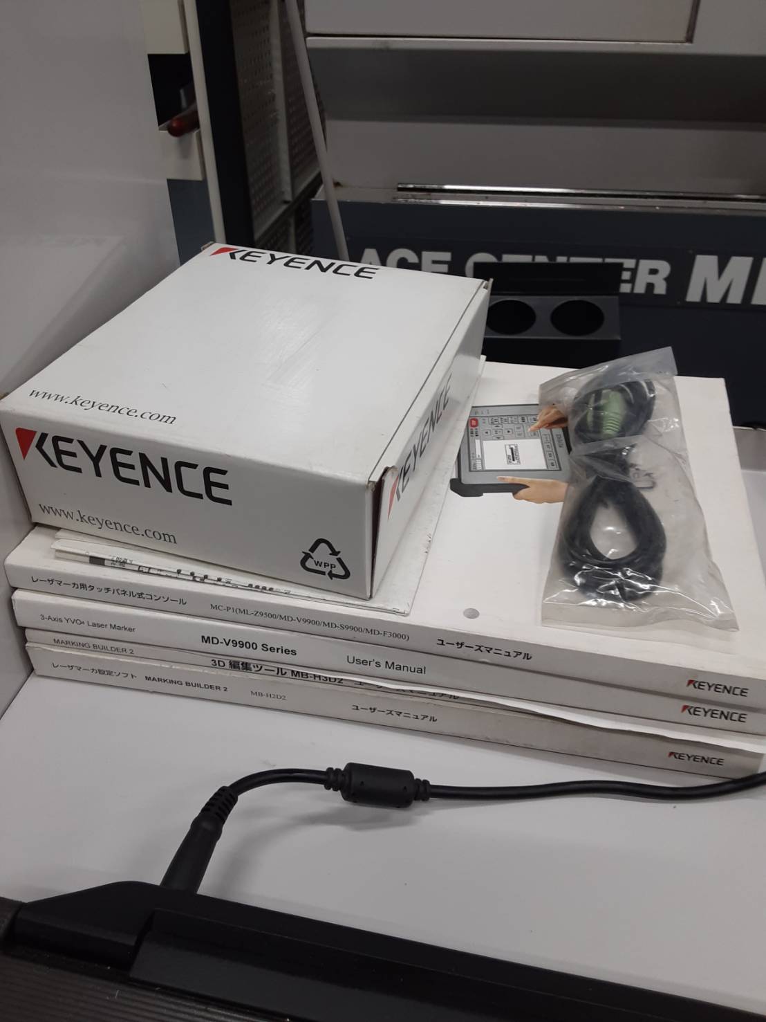 キーエンス レーザマーカー 3Axis-YVO4　D-V9900A