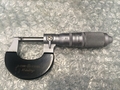 ミツトヨ ミクロンマイクロメータ OMM-25(109-101)