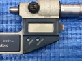 ミツトヨ デジタル外側マイクロメーター MDC-25M(293-421-20)