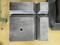 --,, V溝付き桝型ブロック 