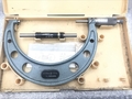 ミツトヨ 外側マイクロメーター OM-150(103-142)