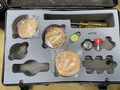 AKASHI ビッカーズ硬さ試験機 HV-113(810-981)