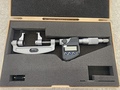ミツトヨ デジタルキャリパー型外側マイクロメーター OMP-50M(343-251)