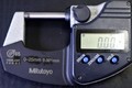 MITUTOYO｜ミツトヨ デジタルマイクロメーター 0-25mm　0.001mm