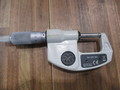 MITUTOYO｜ミツトヨ デジタル外側マイクロメーター MDC-25SB