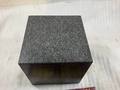  石定盤 200×200×200mm　一部欠けあり
