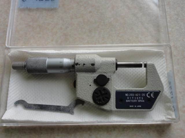 MITUTOYO｜ミツトヨ デジタル外側マイクロメーター MDC-25M