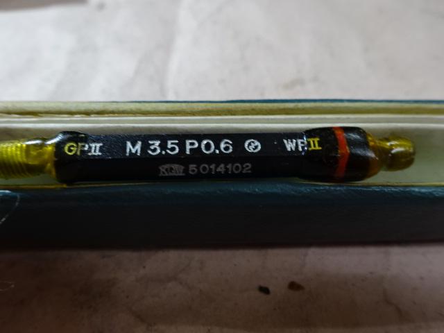 KGW ネジゲージ M3.5 P0.6