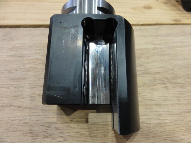 Tungaloy｜タンガロイ 外径ねじ切り加工用アダプター C6ASHR251
